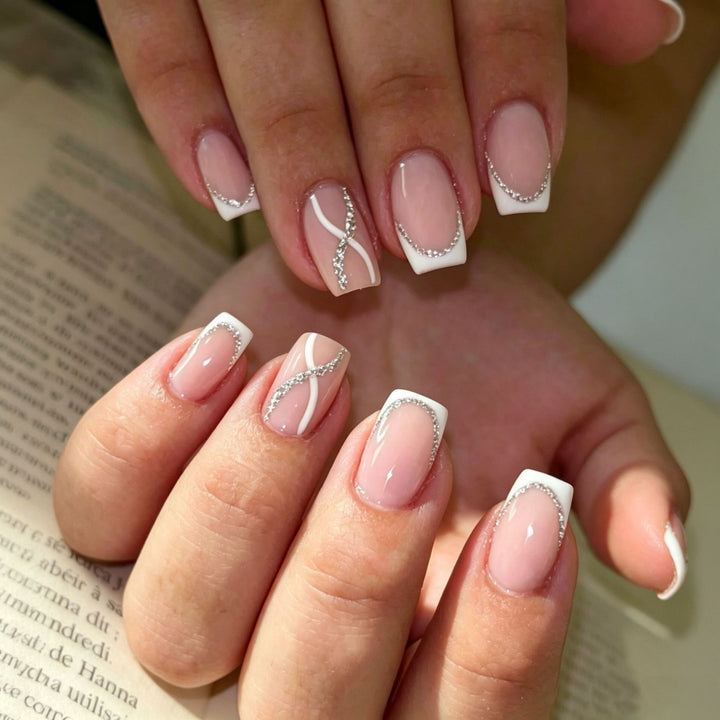 Glamorous Nail Art Kit Bowlift