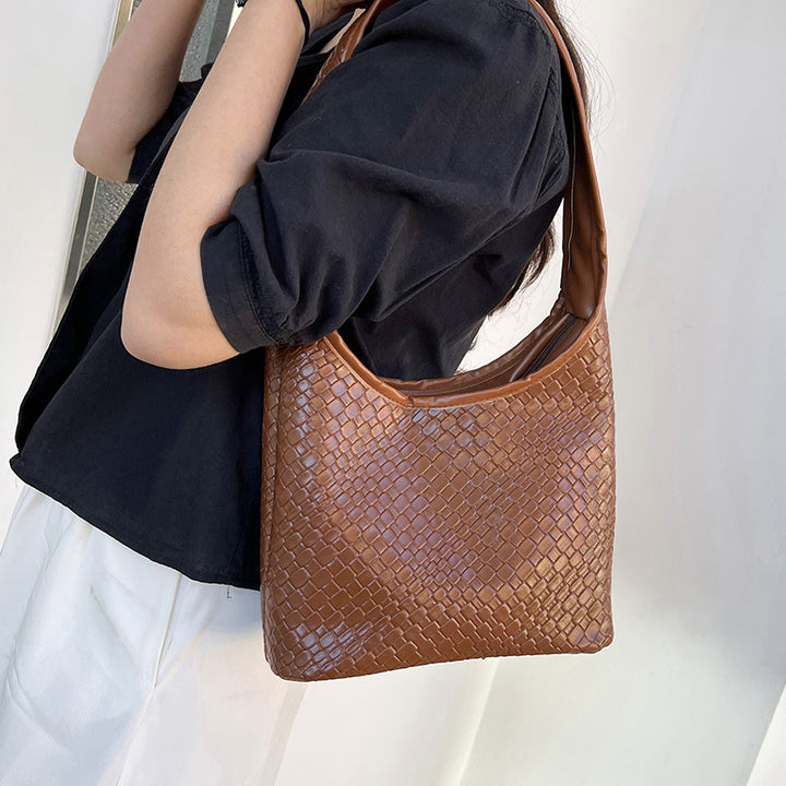 Textured Woven Hobo Bag Bowlift