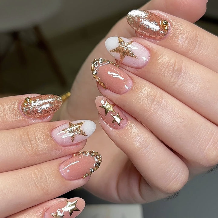 Artificial nail art with playful dots and bows Bowlift