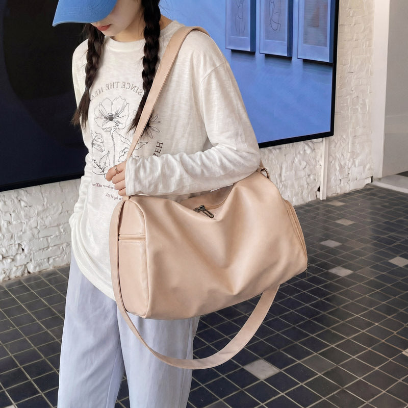 Stylish Sport Duffel Bag with Versatile Interior Layout Bowlift
