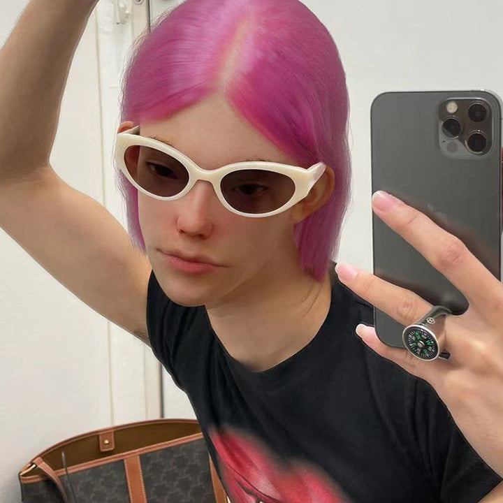 Women's Cat-Eye Sunglasses with Protective UV Filter and Trendy Design Bowlift
