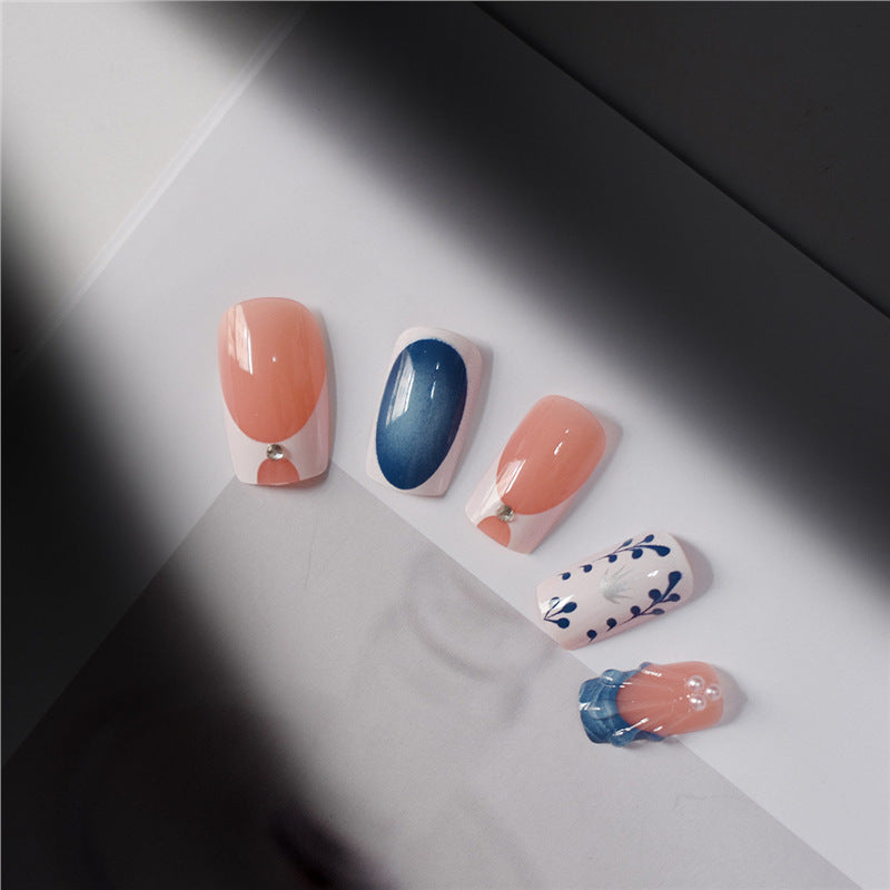 Artistic Decorative Press-On Nail Set Bowlift