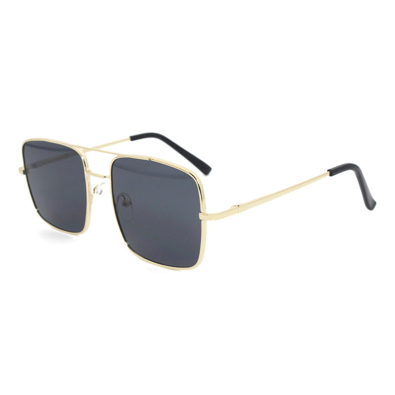 Fashionable Oversized Sunglasses in Elegant Square Design Bowlift