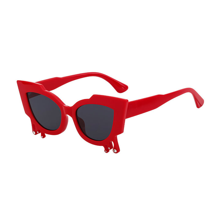 Women Exclusive Cat Eyes Sunglasses with Artistic Details Bowlift