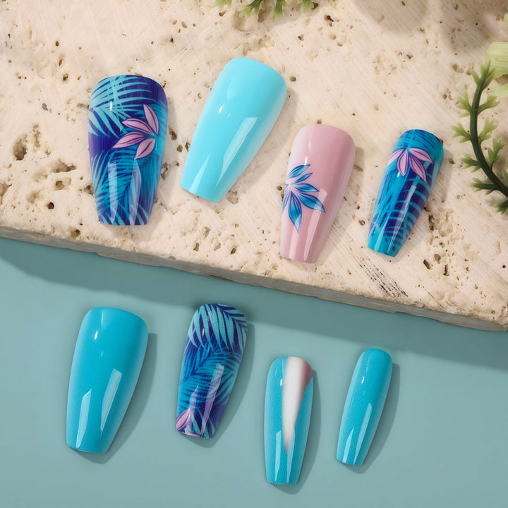 Artificial nails in exotic palm design Bowlift