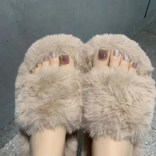 Cozy Faux Fur Slippers Bowlift