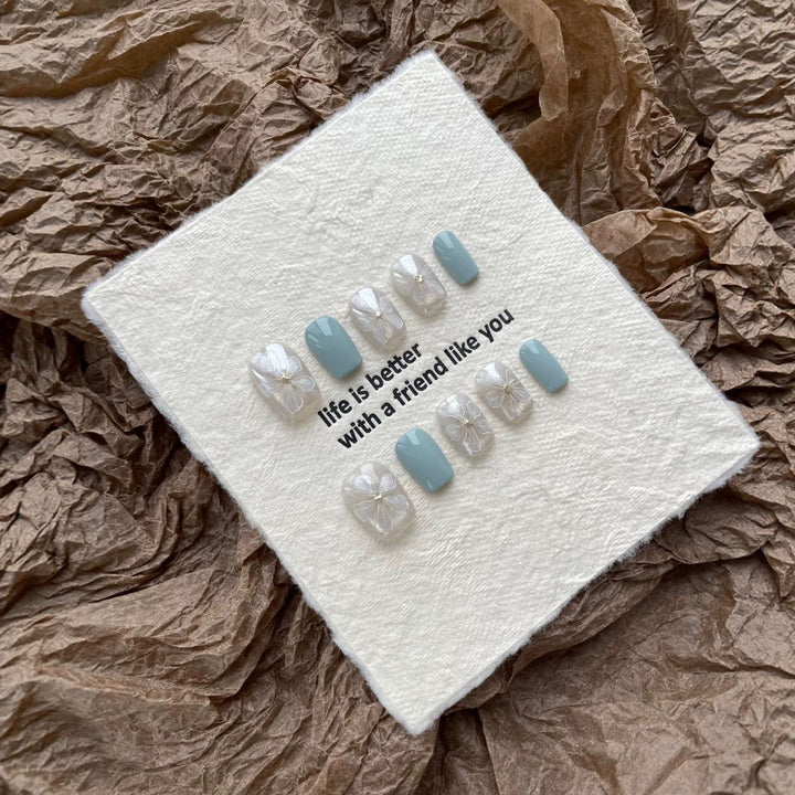 Floral Press-On Nail Set