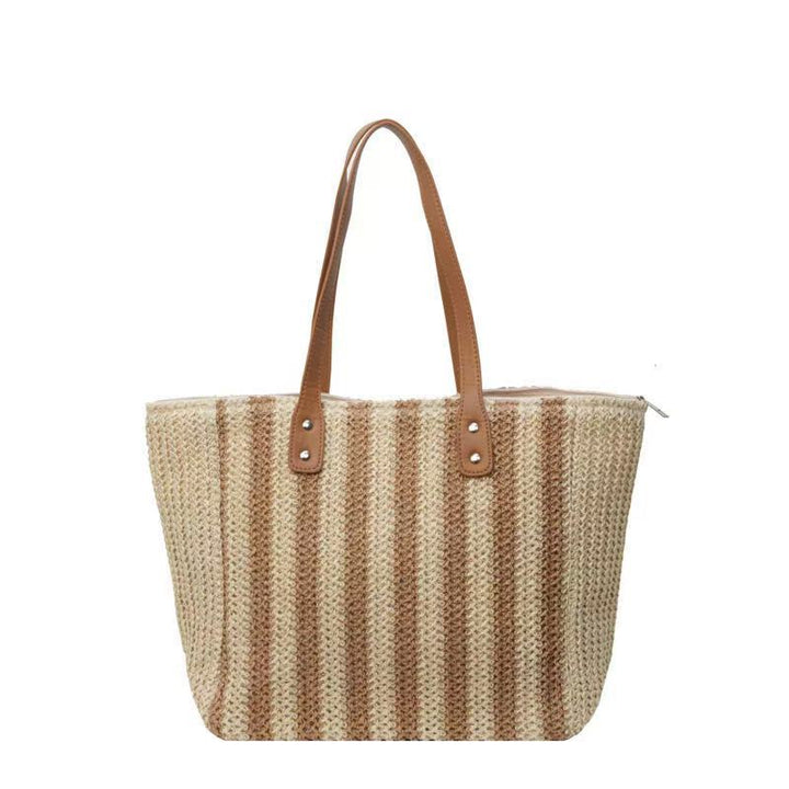 Handcrafted beach bag with structured stripe pattern Bowlift
