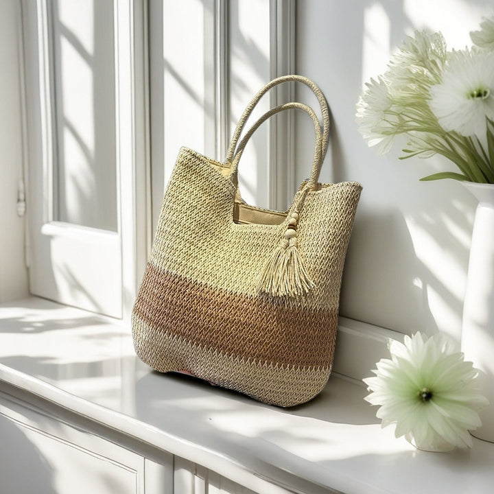 Handcrafted straw bag Bowlift