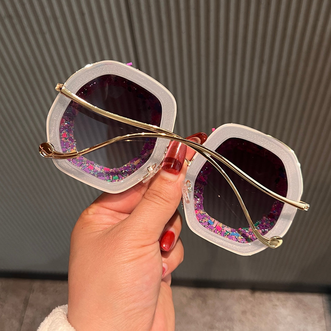 Women's fashion sunglasses with creative structures and colorful accents Bowlift