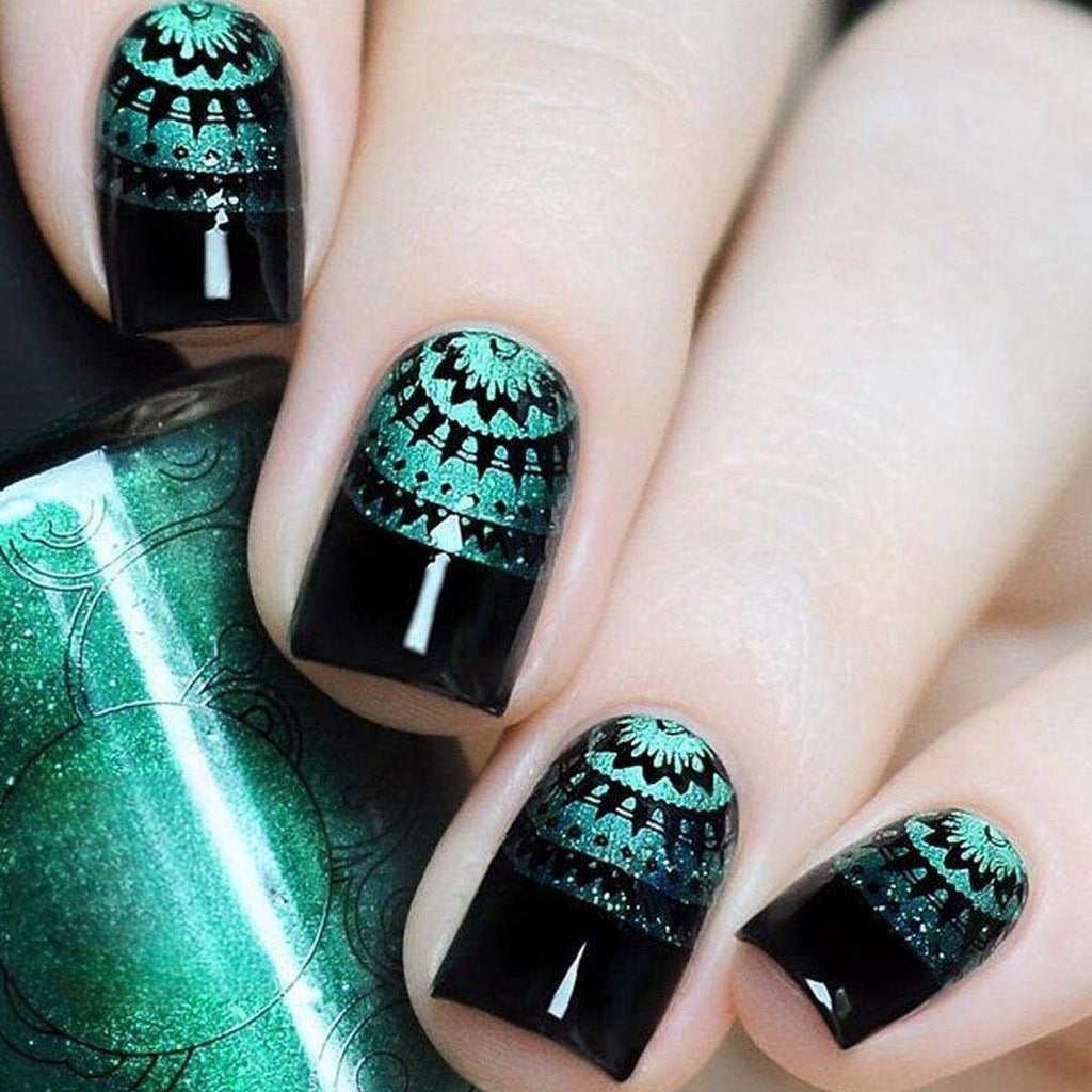 Creative ethnic style artistic nails Bowlift