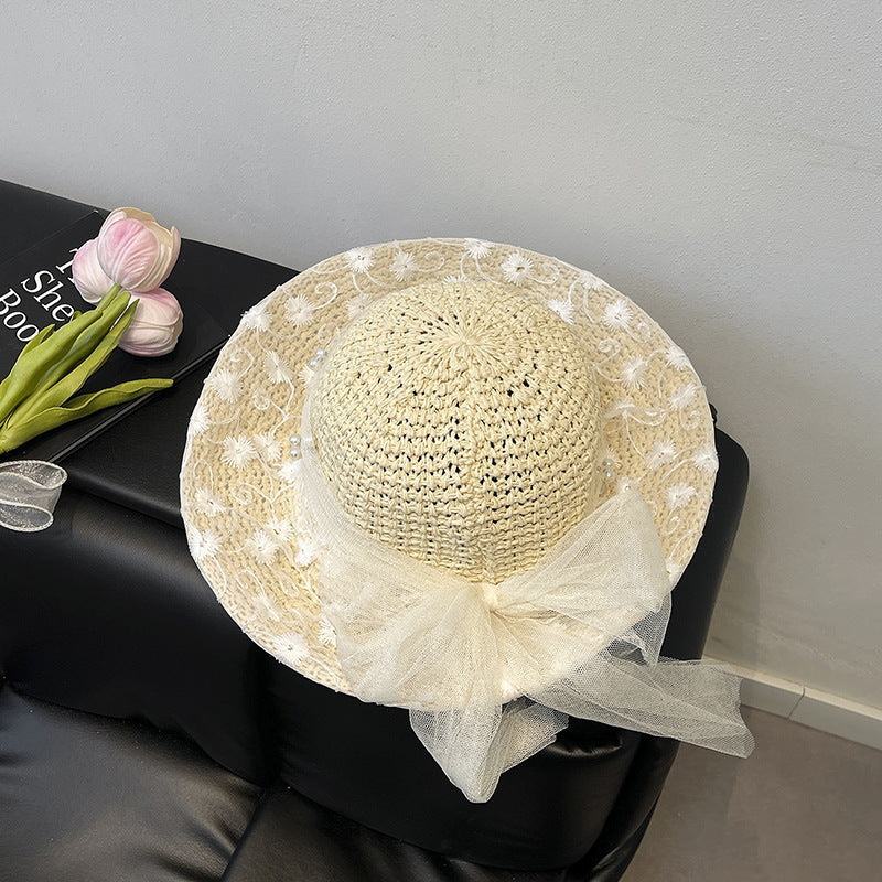 Elegant Straw Sun Hat Bowlift