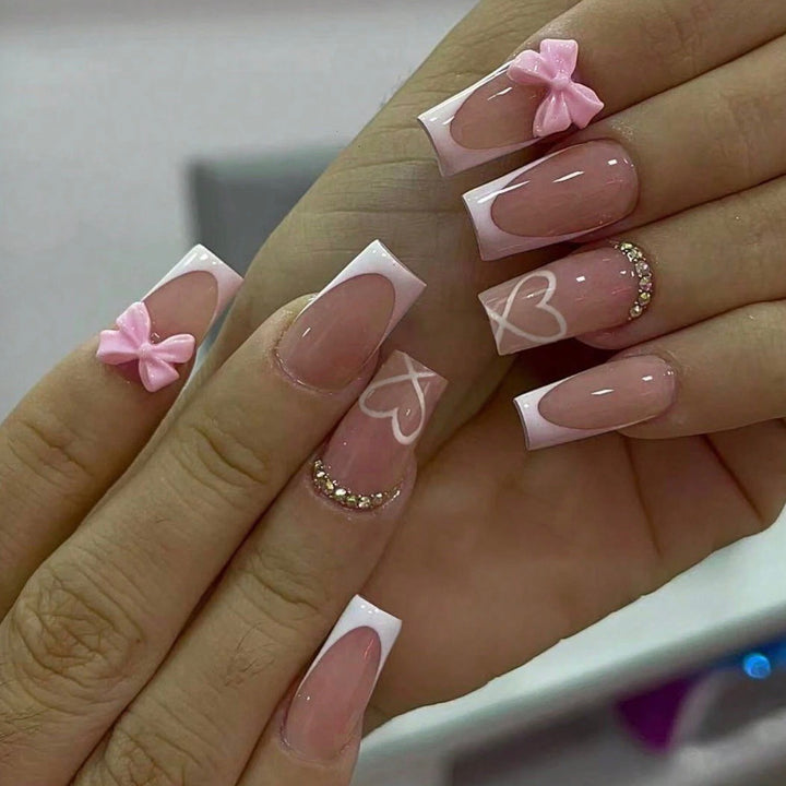 Artificial nail set with elegant bow and glitter decorations Bowlift