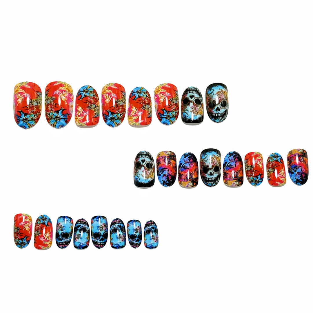 Artificial nails with creepy skull design Bowlift