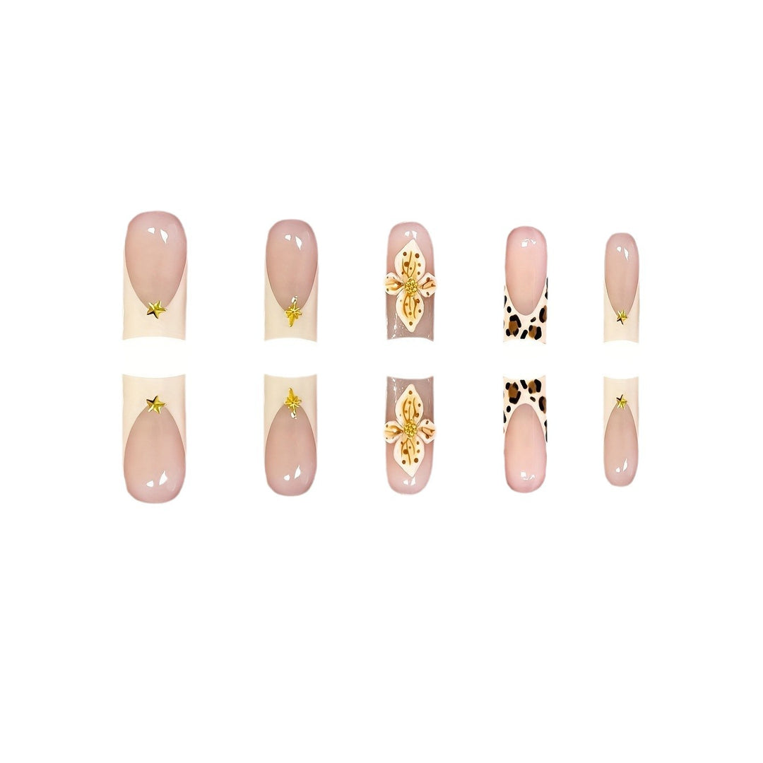 Decorative 3D Floral Press-On Nail Art Bowlift
