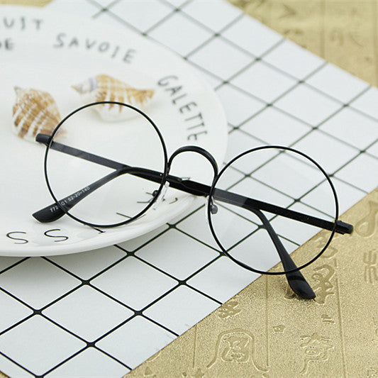 Women Round Glasses with Filigree Metal Frame Bowlift