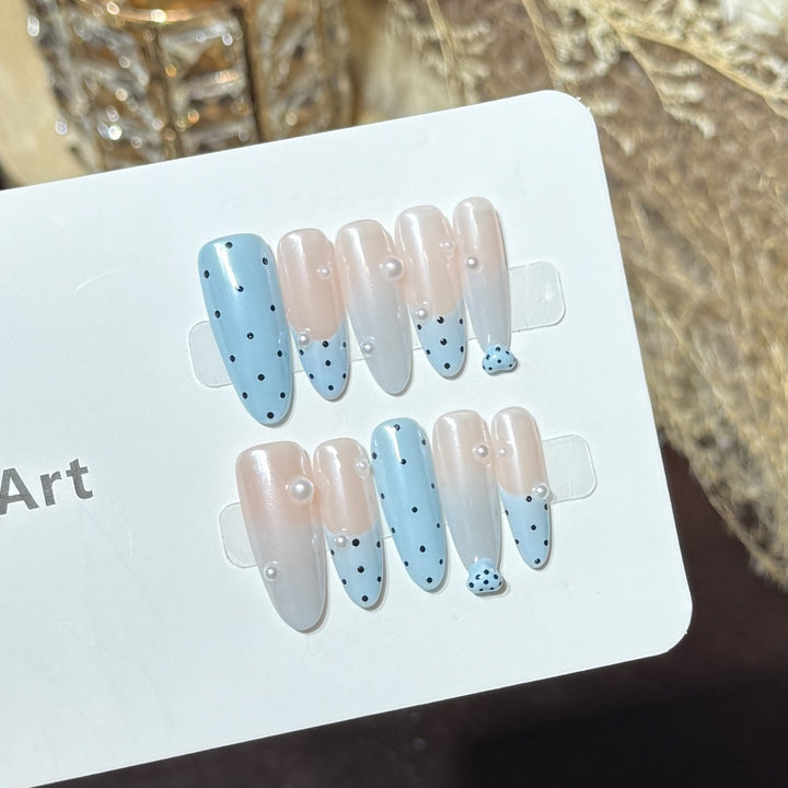 Decorative Press-On Nail Set with Unique Dot Design Bowlift