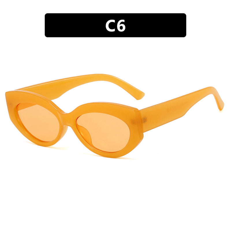 Women Cat-Eye Sunglasses in stylish plastic design Bowlift