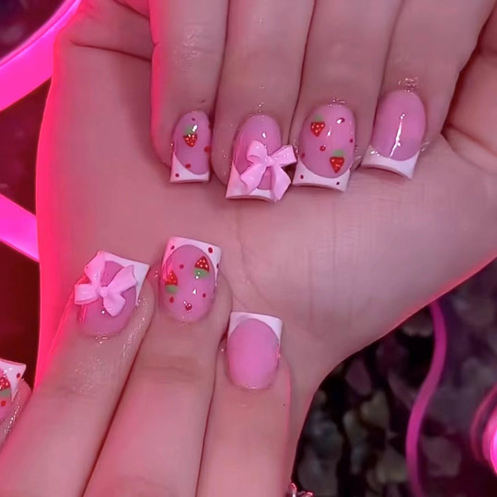 Decorative Press-On Nail Art Bowlift