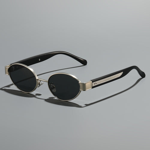 Women's sunglasses in a modern, oval frame with harmonious color play Bowlift