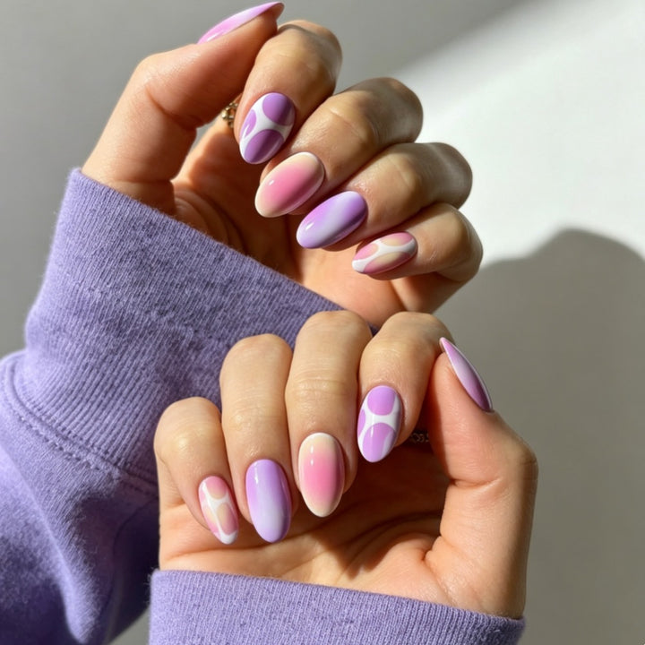 Artificial nails with floral gradient Bowlift