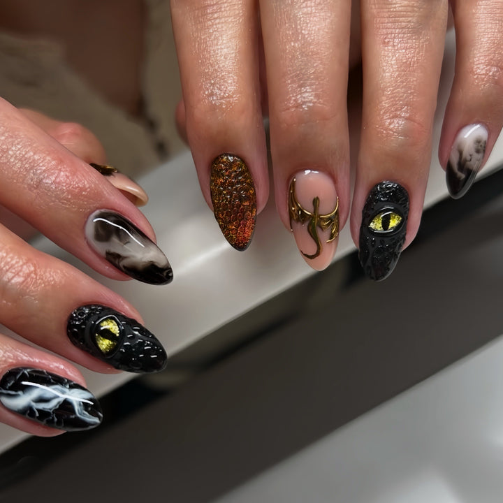 Artistic Themed Press-On Nail Art Bowlift