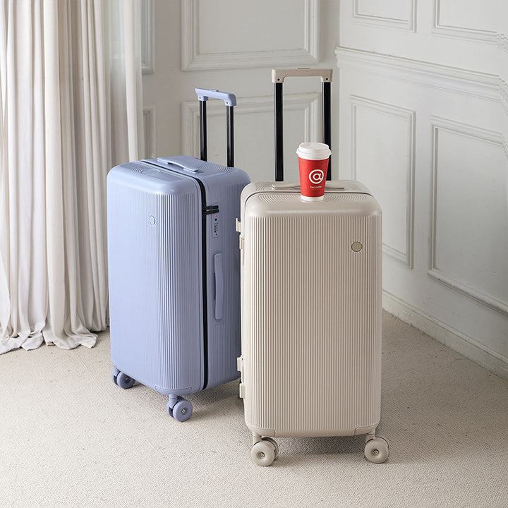 Lightweight Hard Shell Luggage