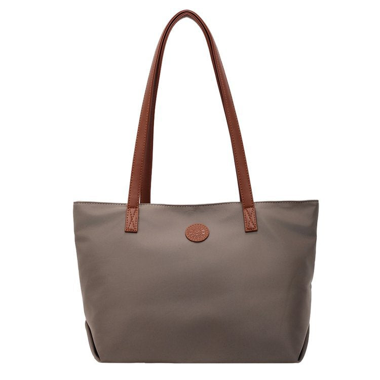 Elegant shoulder bag Bowlift