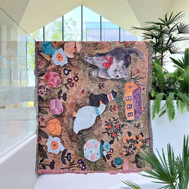 Artistic Animal-Themed Tapestry Throw Blanket