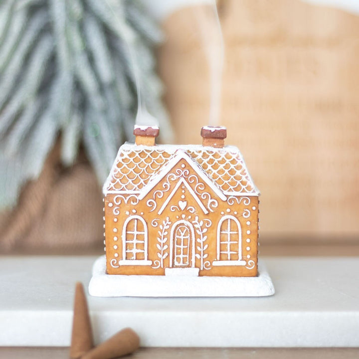 Decorative Winter House Bowlift