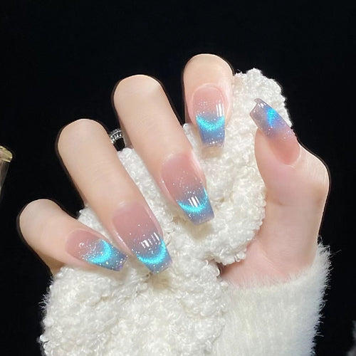 Artificial nail set with elegant glitter finish Bowlift