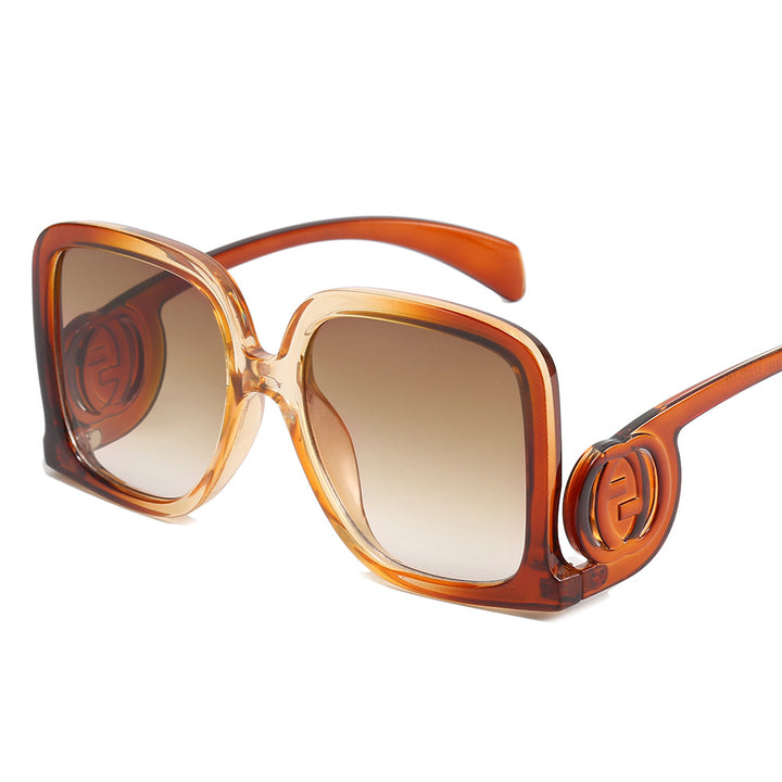 Women's sunglasses in elegant square design Bowlift