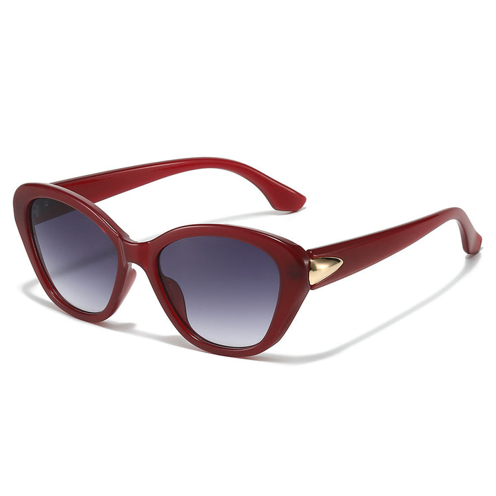 Stylish Cat-Eye Sunglasses with Elegant Gold Detail Bowlift