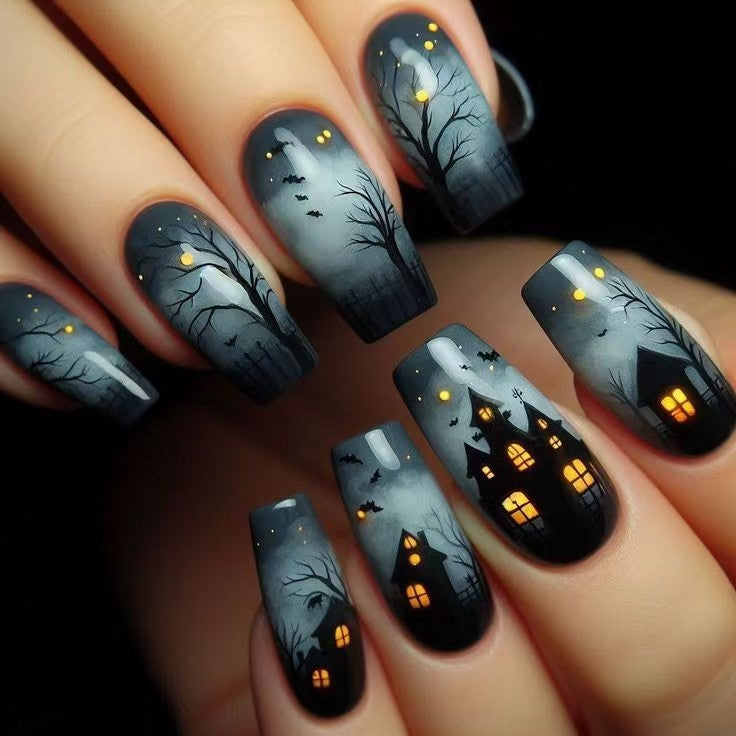 Halloween-Themed Nail Art Set Bowlift