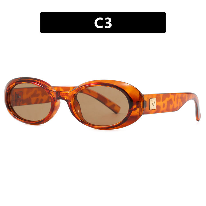 Ladies exclusive sunglasses in elegant oval design Bowlift