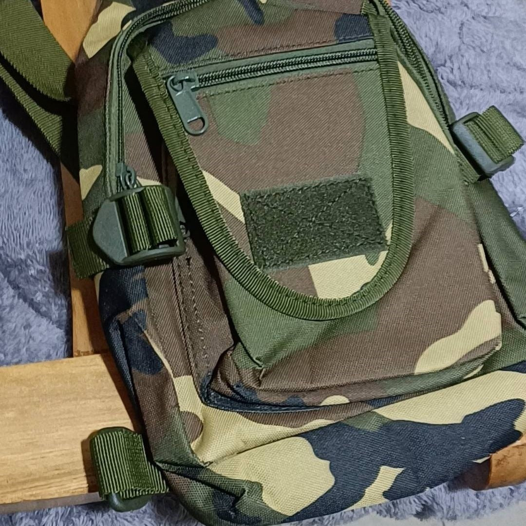 Sling Backpack with Multifunctional Compartment Design Bowlift