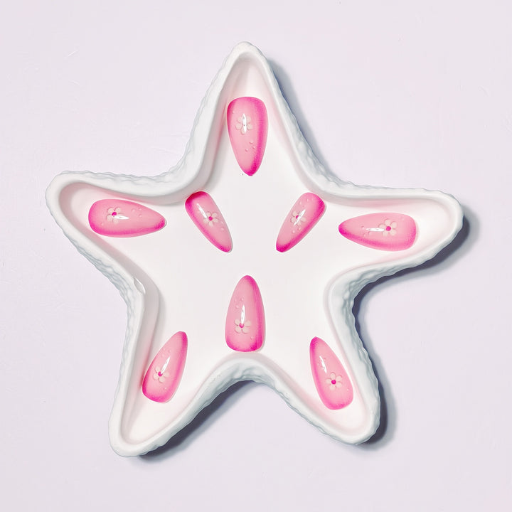 Artificial Nails in Elegant Flower Pattern Bowlift