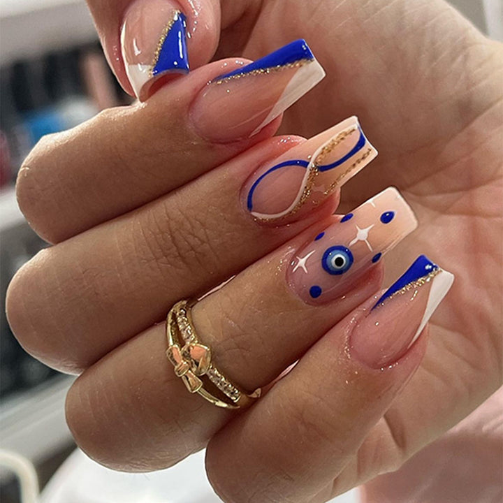 Artistic Press-On Nail Collection Bowlift