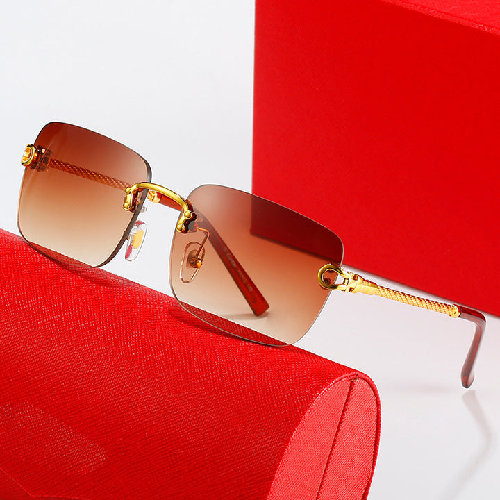 Women's square sunglasses with luxurious, gold-accented frame and protective lenses Bowlift
