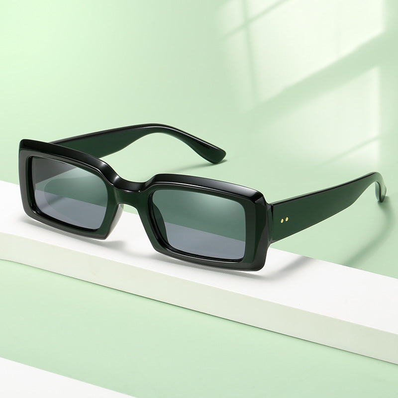 Ladies stylish square sunglasses with mirrored lenses Bowlift