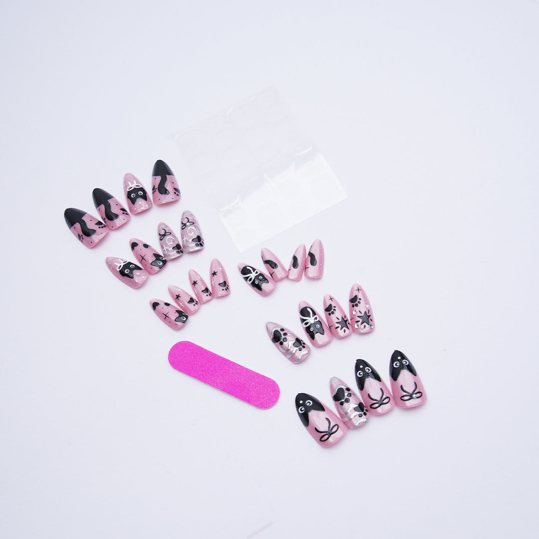 Nail art set with cat pattern Bowlift