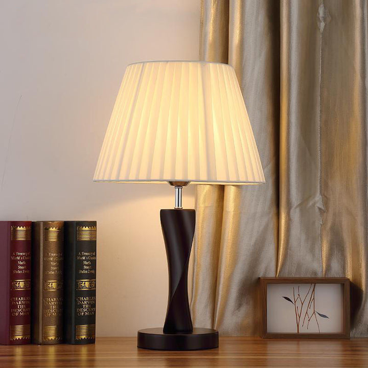 Elegant Twisted Table Lamp
