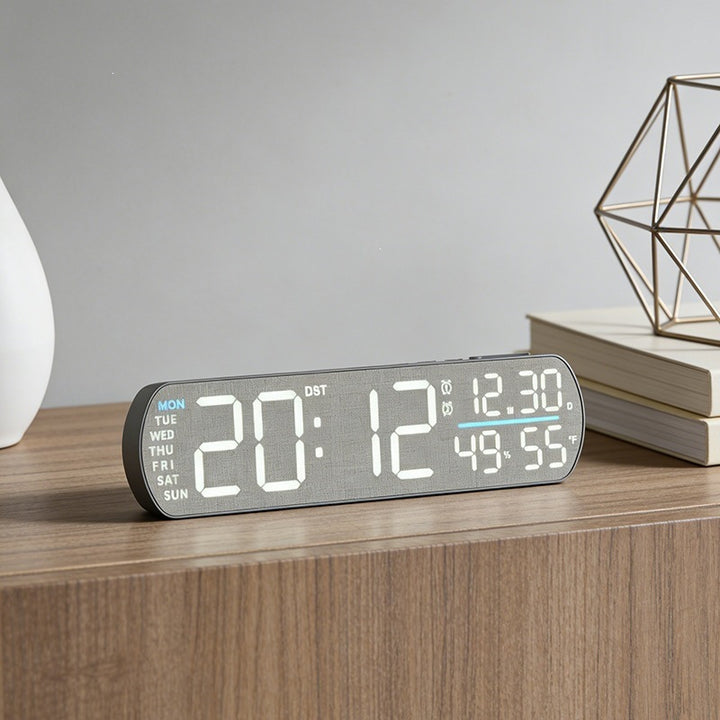 Digital alarm clock with wood look and temperature display Bowlift