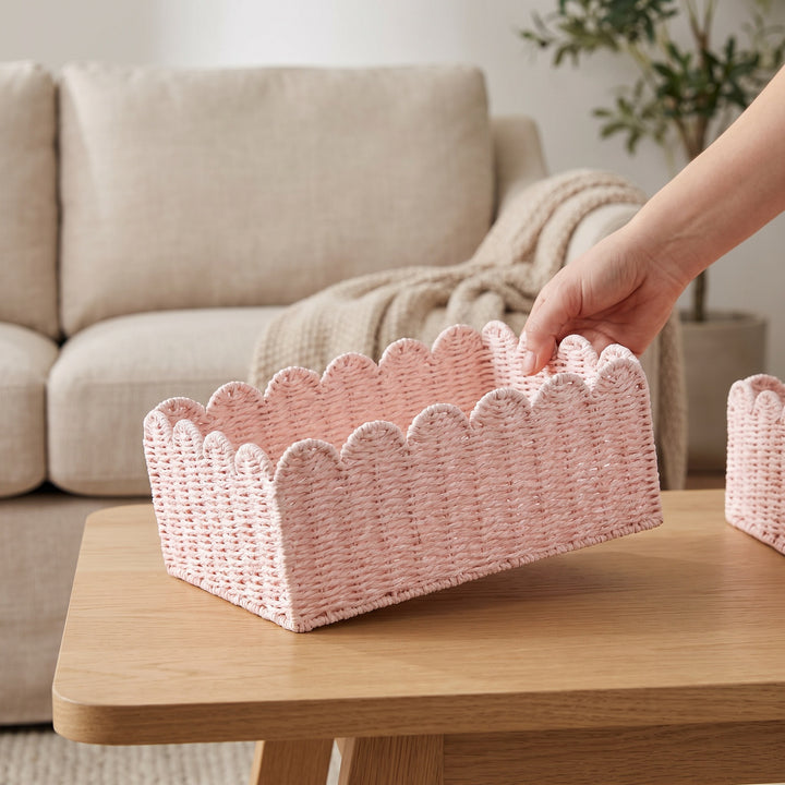 Modern storage basket with wavy edge Bowlift