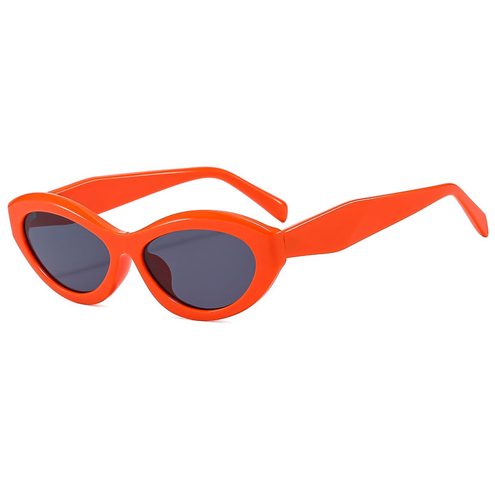 Ladies Elegant Cat-Eye Sunglasses with Protective UV Filter Bowlift
