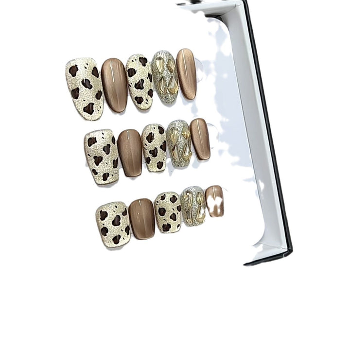 Artistic Glam Nail Kit Bowlift