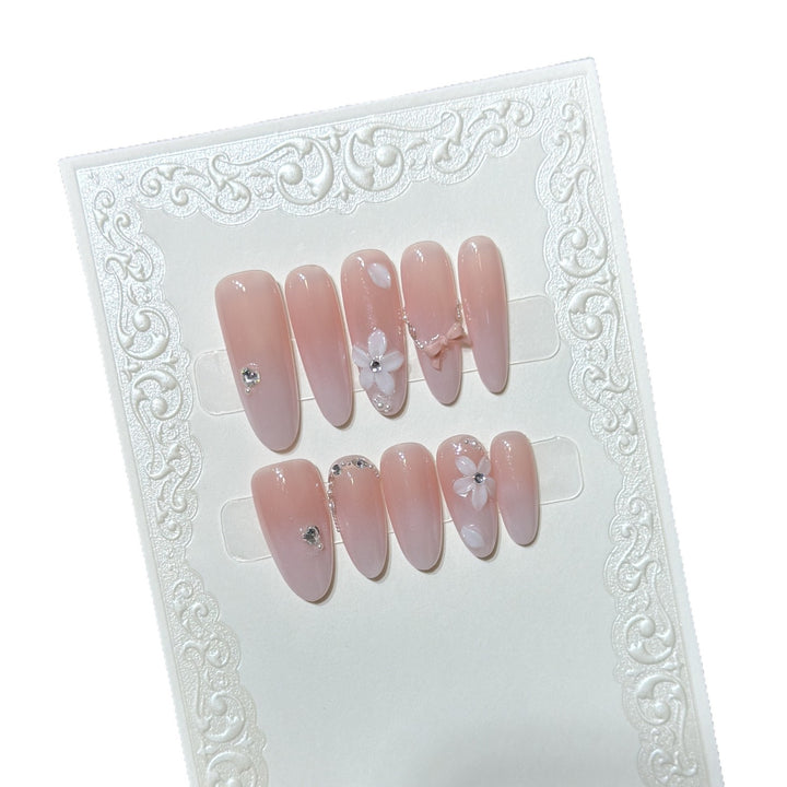 Floral Press-On Nail Art Set Bowlift