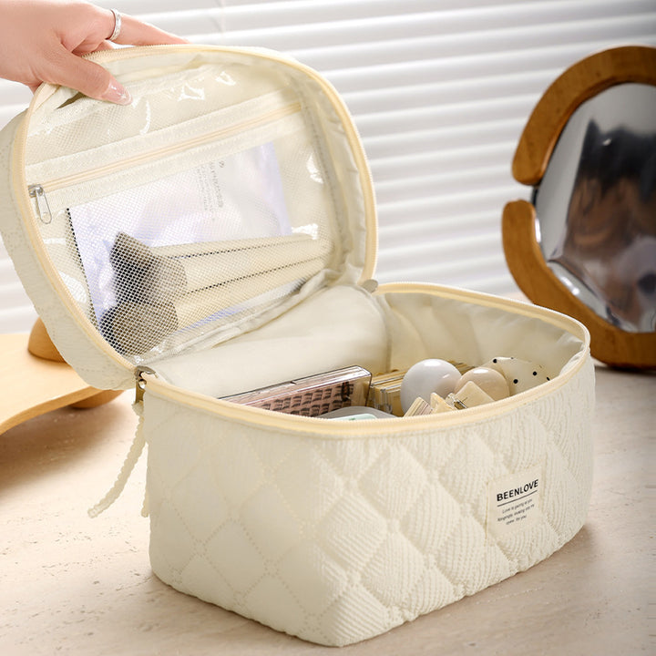 Quilted Multi-Compartment Makeup Organizer Bowlift