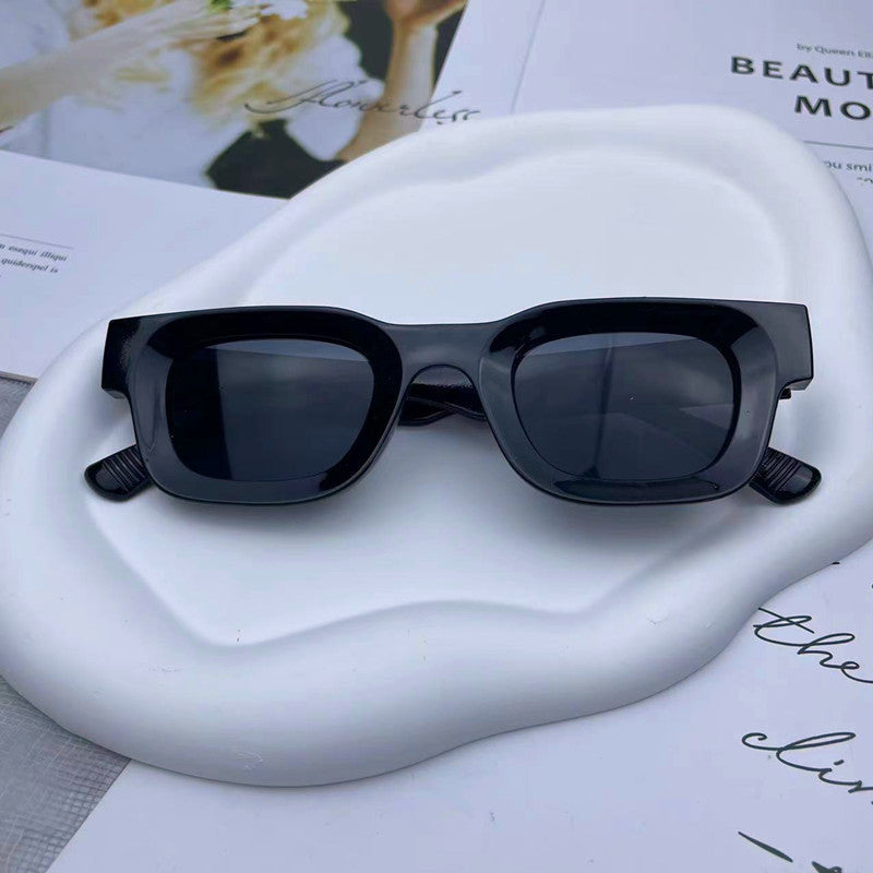Oversized Flat-Top Sunglasses Bowlift