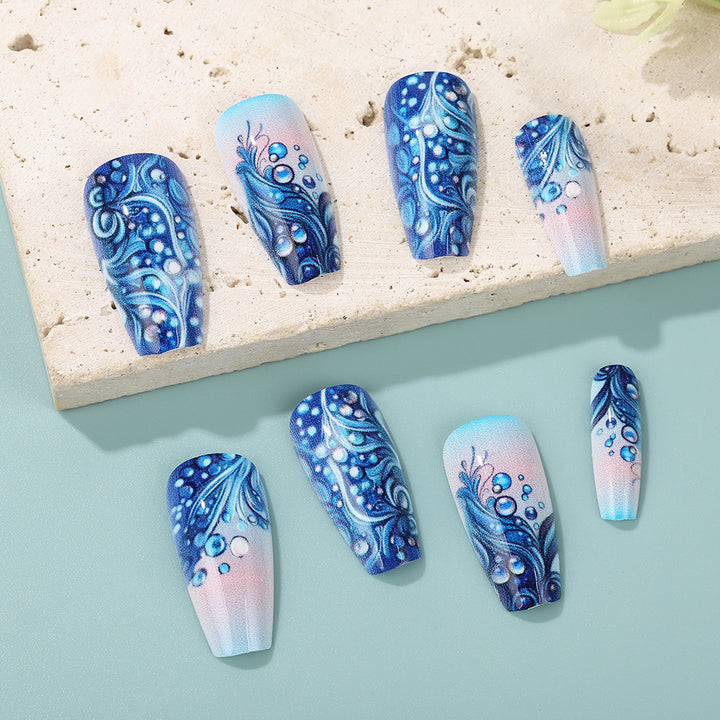 Artificial nails in elegant water design Bowlift